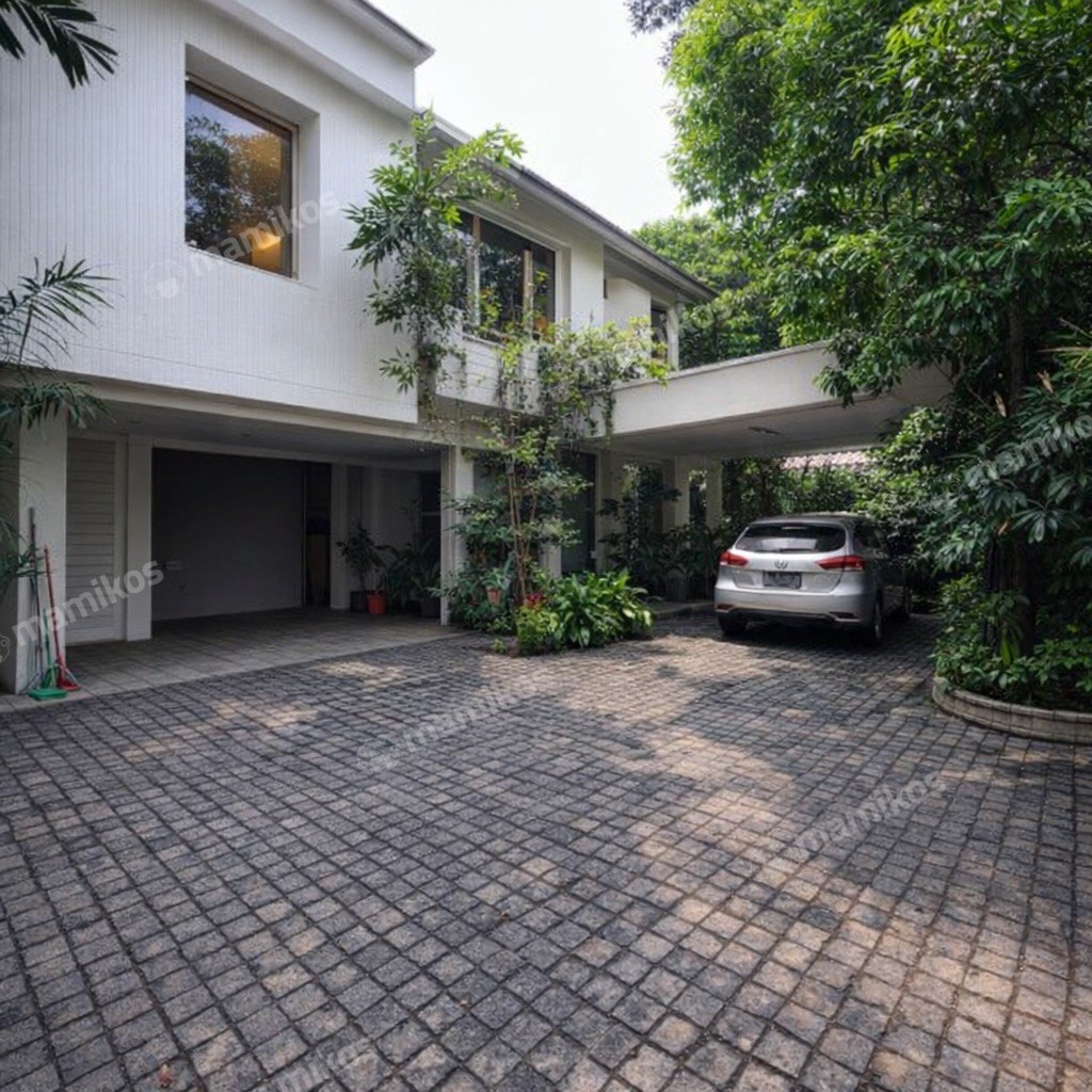 Rumah 4 Kamar Tidur 4 Kamar Mandi 2 Lantai Kebayoran Baru Jakarta Selatan - Photo 2
