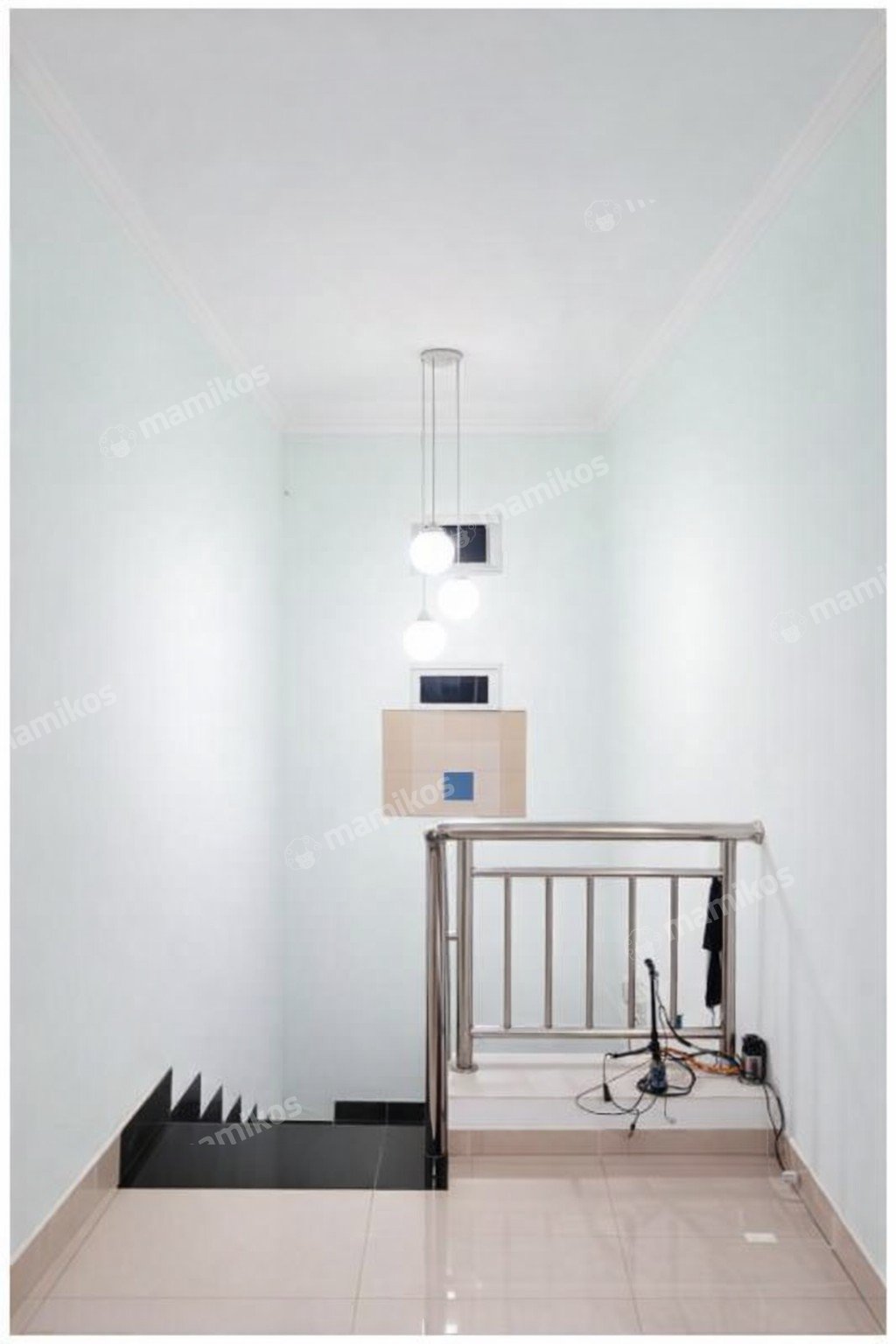 Rumah Sertifikat SHM 3 Kamar Tidur 3 Kamar Mandi Kebon Jeruk Jakarta Barat - Photo 2