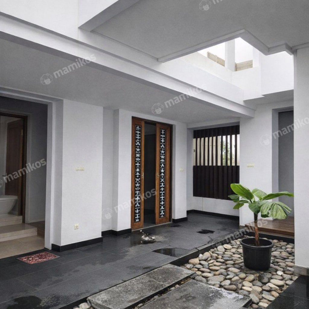 Rumah Sertifikat SHM 5 Kamar Tidur 6 Kamar Mandi Intercon Jakarta Barat - Photo 3