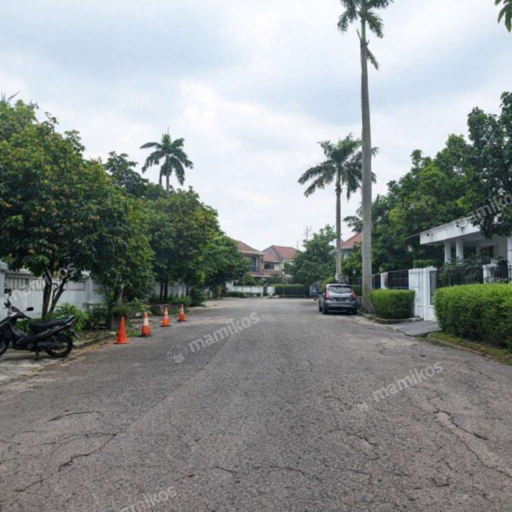 Rumah Sertifikat SHM 4 Kamar Tidur 4 Kamar Mandi Lebak Bulus Jakarta Selatan - Photo 3