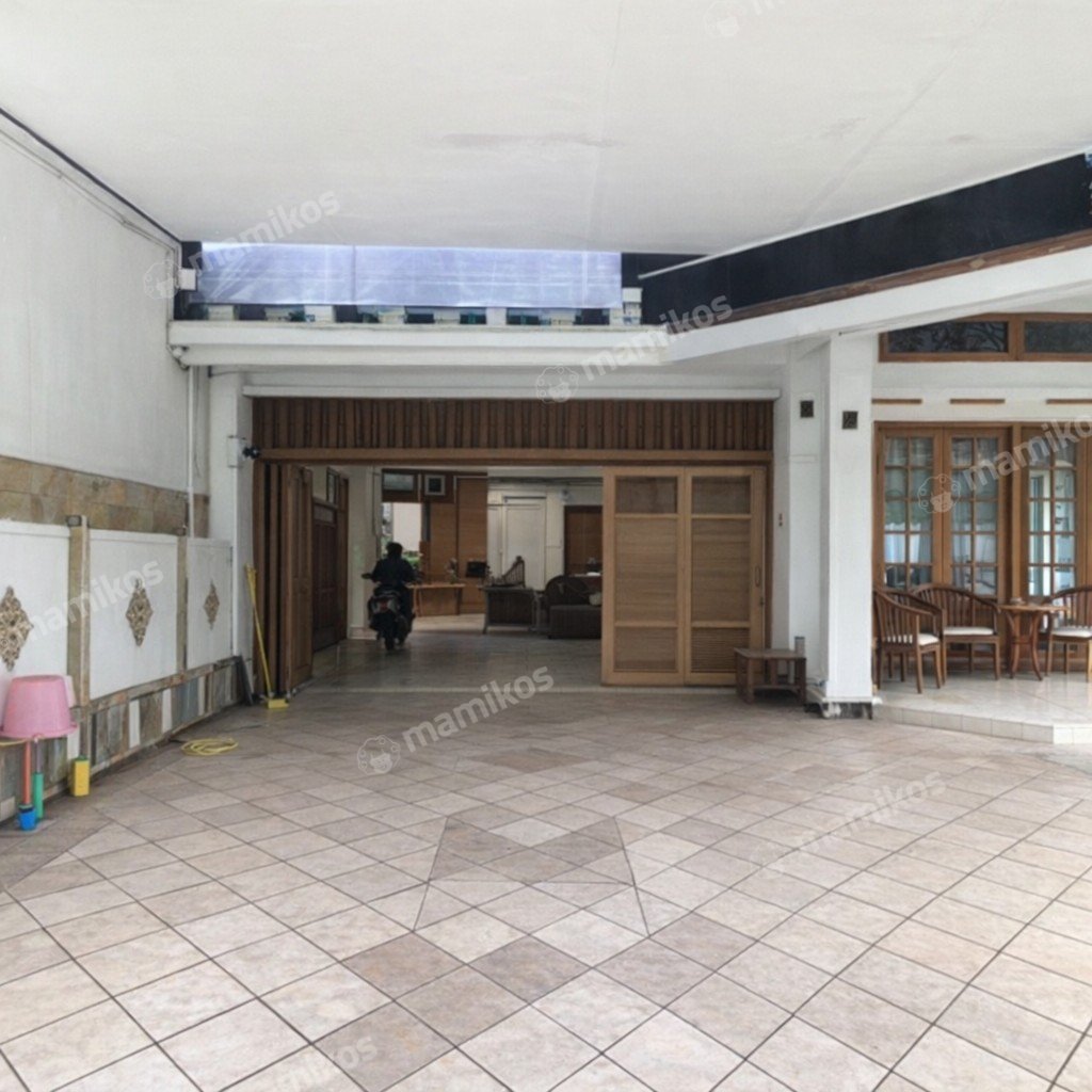 Rumah Sertifikat SHM 4 Kamar Tidur 4 Kamar Mandi Lebak Bulus Jakarta Selatan - Photo 5