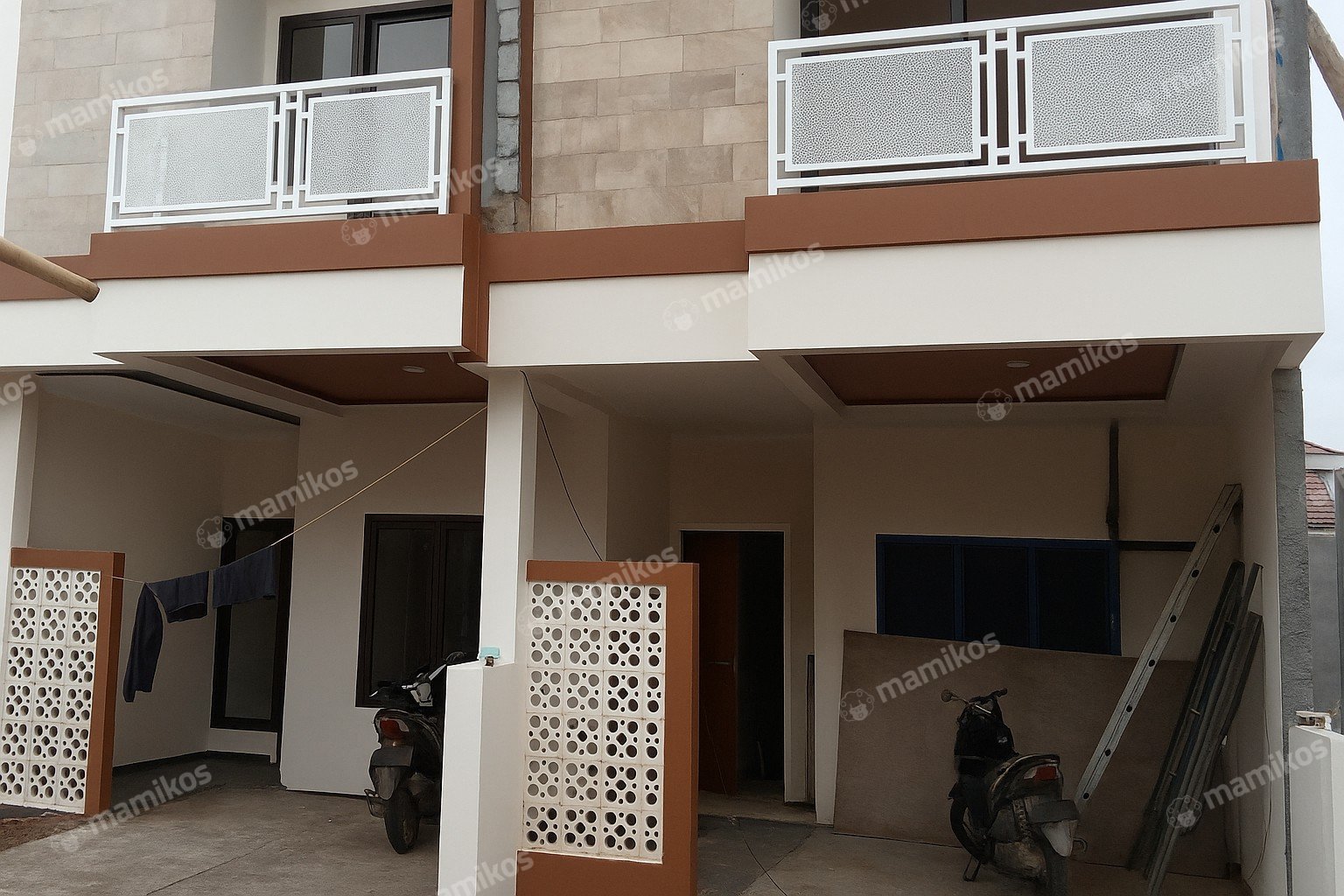 Rumah Sertifikat SHM 3 Kamar Tidur 2 Kamar Mandi Cipayung Jakarta Timur