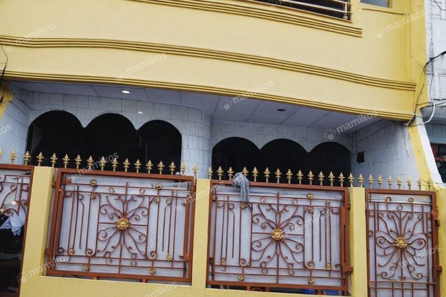 Rumah Sertifikat SHM 5 Kamar Tidur 2 Kamar Mandi Tanjung Duren Jakarta Barat
