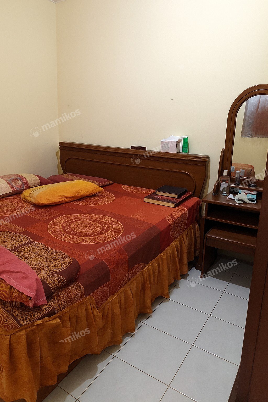 Rumah Sertifikat SHM 5 Kamar Tidur 2 Kamar Mandi Tanjung Duren Jakarta Barat - Photo 3