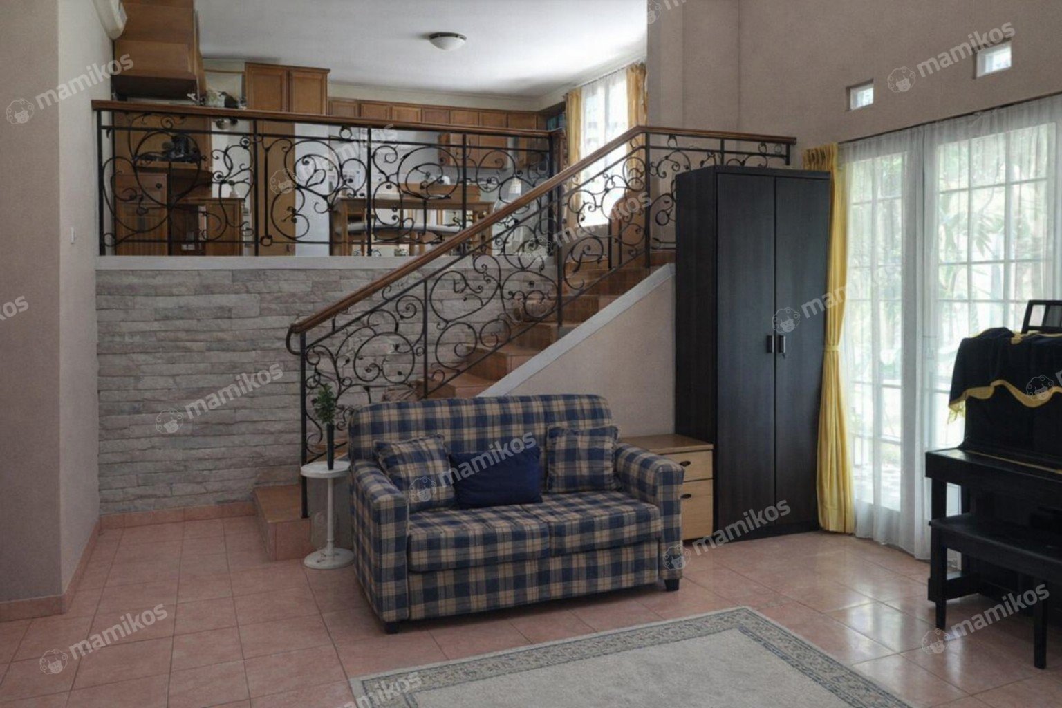 Rumah Sertifikat SHM 4 Kamar Tidur 3 Kamar Mandi Citra Garden Jakarta Barat - Photo 3