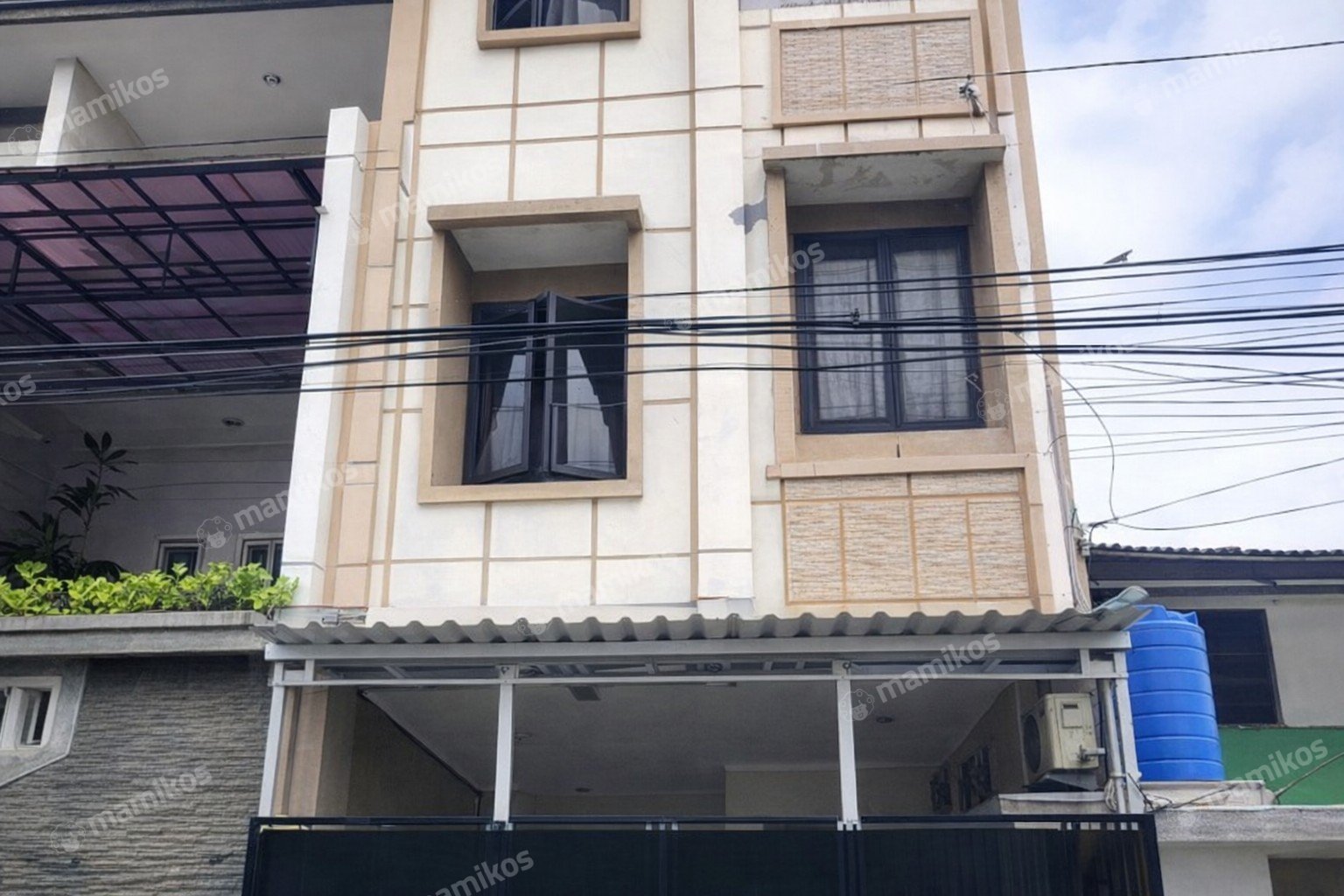 Rumah Sertifikat SHM 3 Kamar Tidur 3 Kamar Mandi Tanjung Duren Jakarta Barat