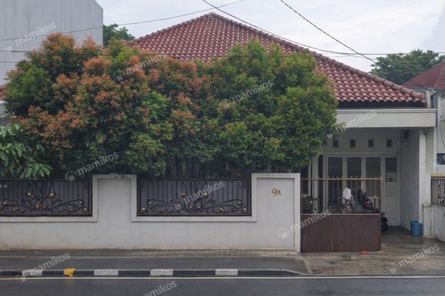 Rumah Sertifikat SHM 5 Kamar Tidur 3 Kamar Mandi Tebet Jakarta Selatan