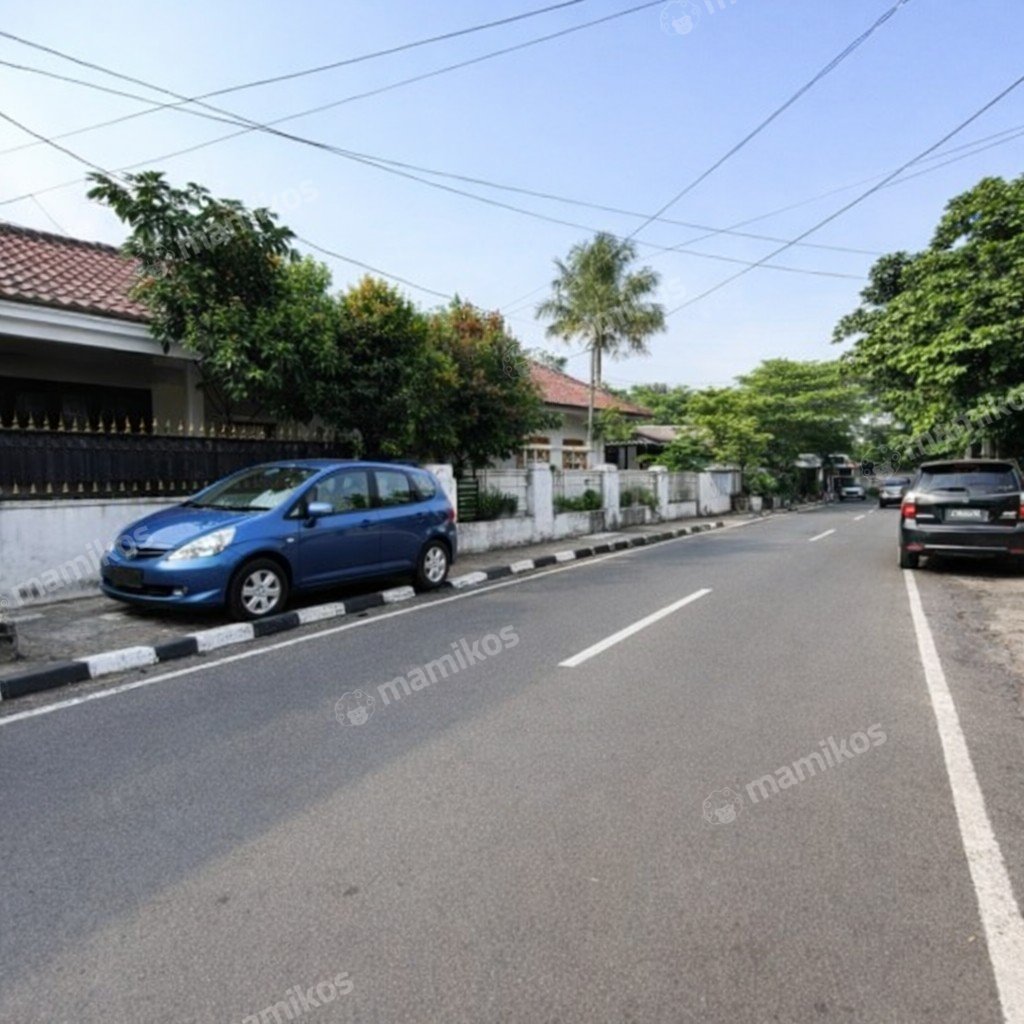 Rumah Sertifikat SHM 5 Kamar Tidur 3 Kamar Mandi Tebet Jakarta Selatan - Photo 2