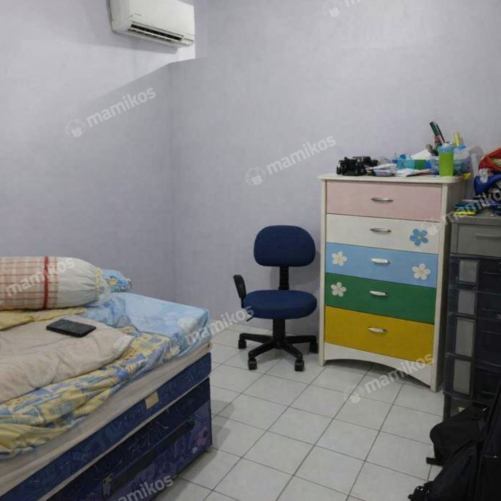 Rumah Sertifikat SHM 3 Kamar Tidur 2 Kamar Mandi Citra Garden Jakarta Barat - Photo 3