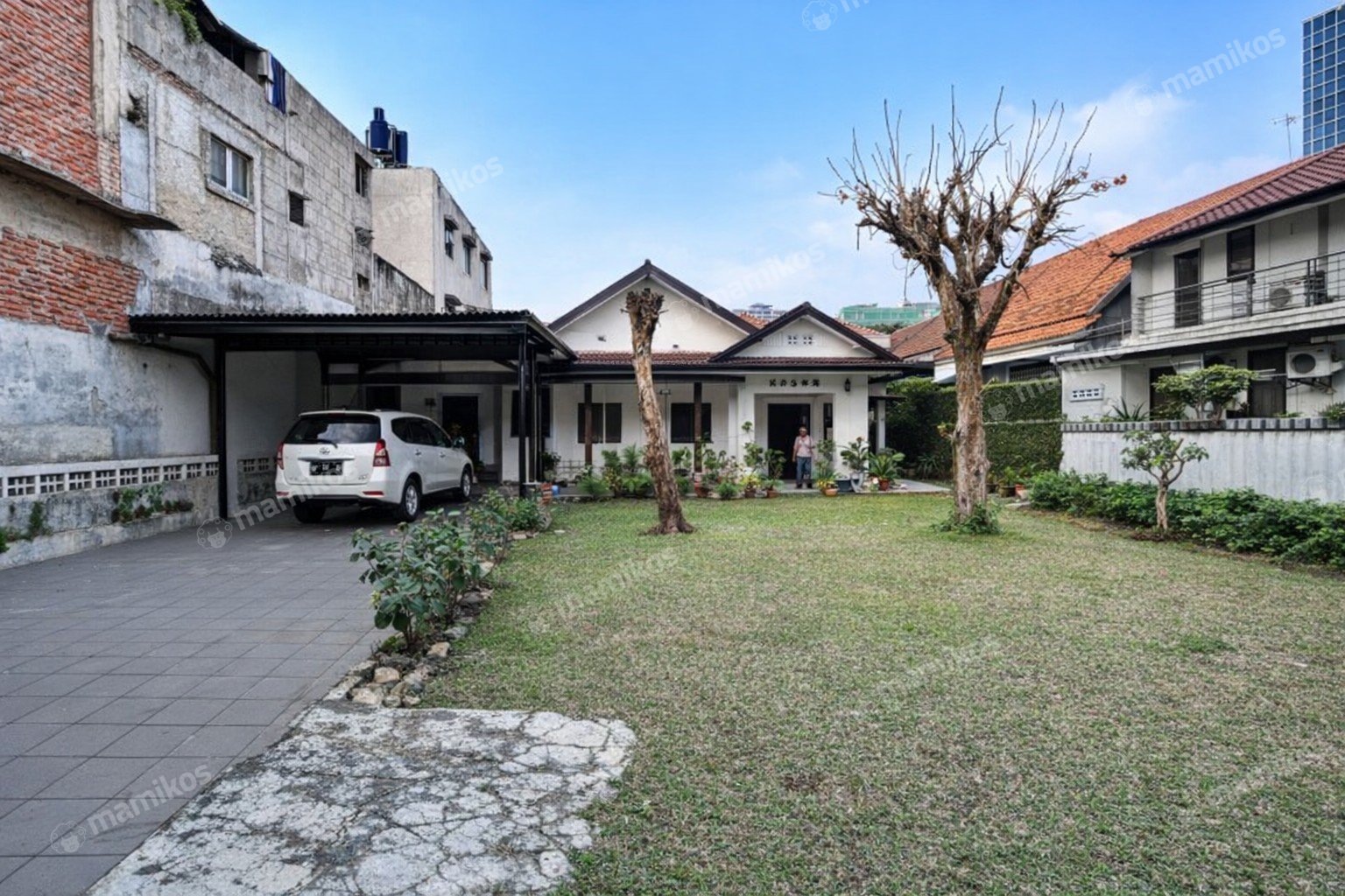 Rumah Sertifikat SHM 4 Kamar Tidur 3 Kamar Mandi Tebet Jakarta Selatan