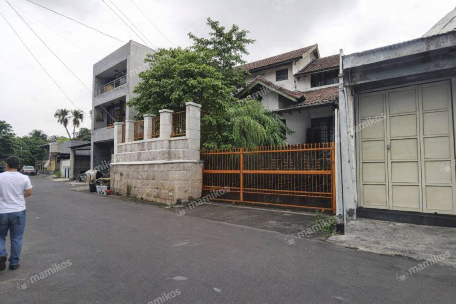 Rumah Sertifikat SHM 4 Kamar Tidur 3 Kamar Mandi Petukangan Jakarta Selatan - Photo 3