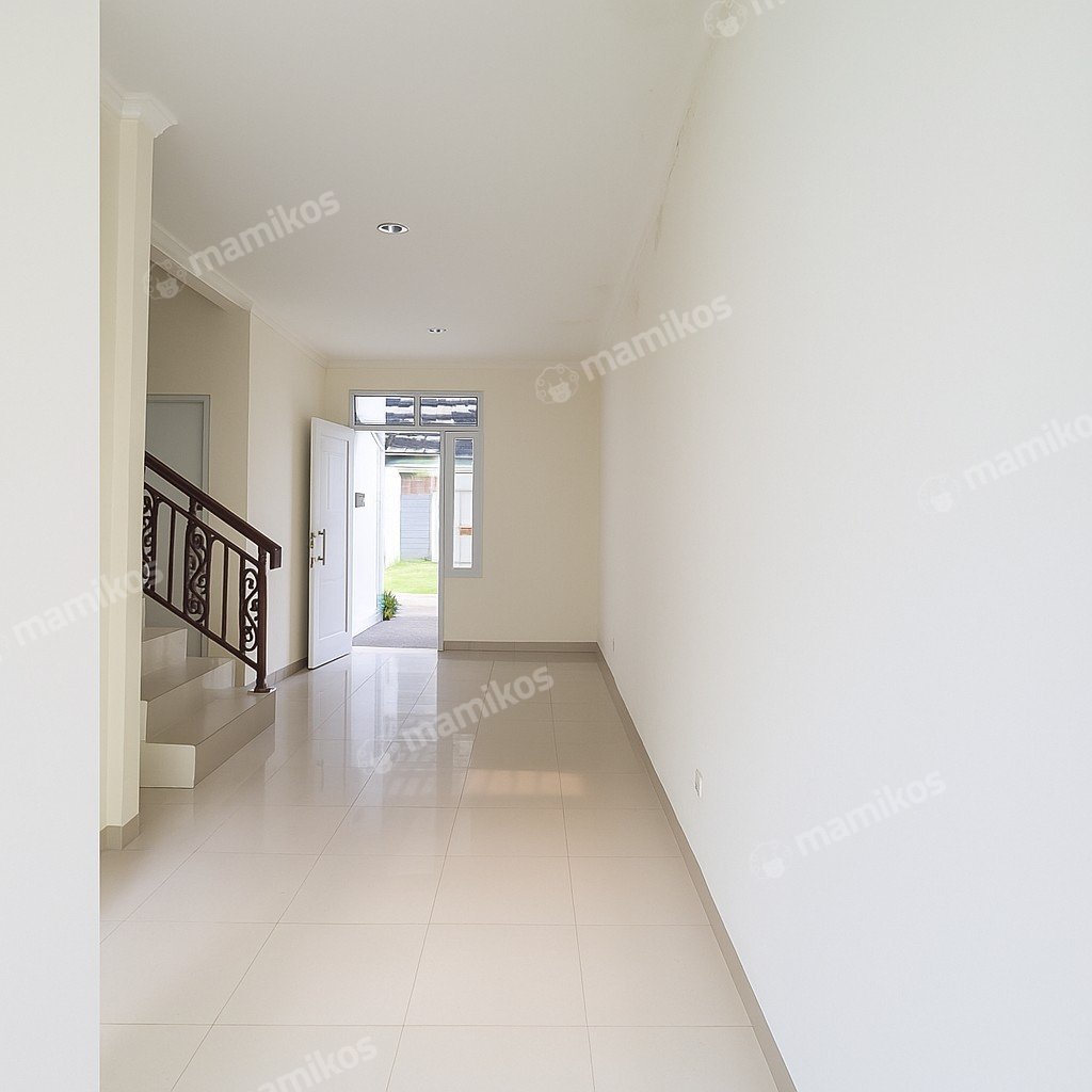 Rumah 3 Kamar Tidur 2 Kamar Mandi 2 Lantai Cakung Jakarta Timur - Photo 3