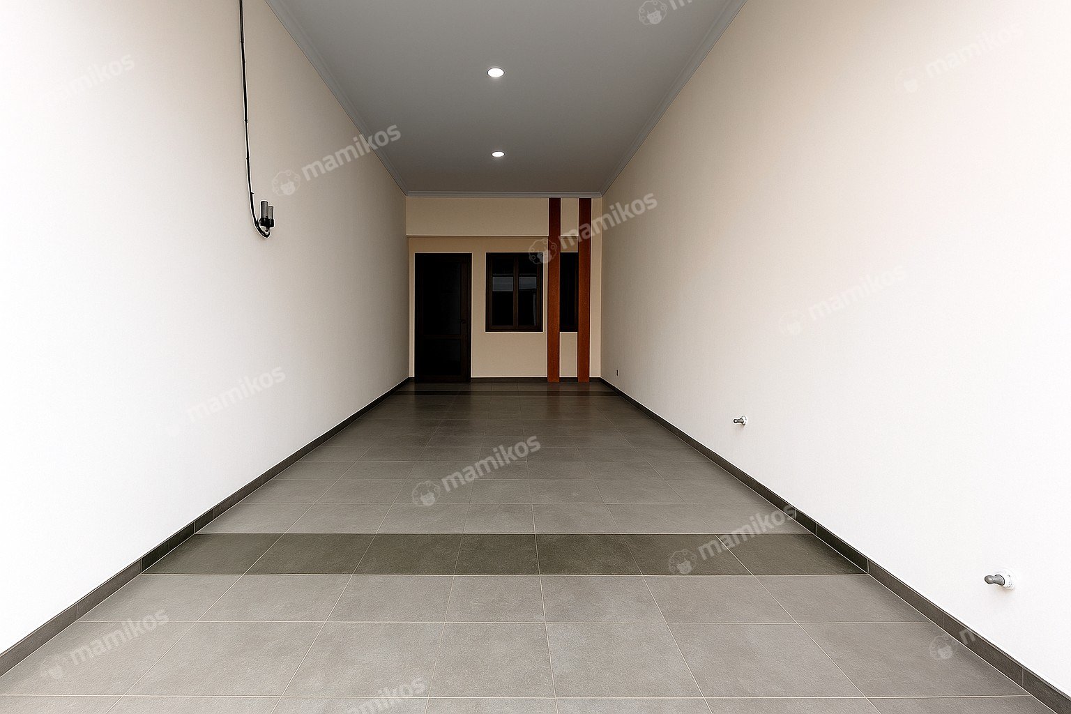 Rumah Sertifikat SHM 5 Kamar Tidur 4 Kamar Mandi Tanjung Duren Jakarta Barat - Photo 2