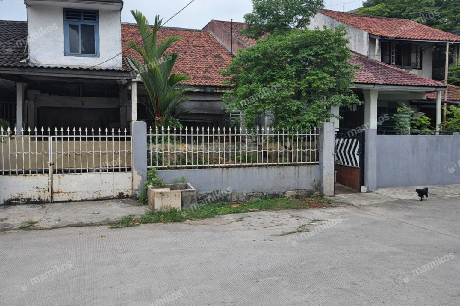 Rumah Sertifikat SHM 3 Kamar Tidur 2 Kamar Mandi Kebayoran Baru Jakarta Selatan