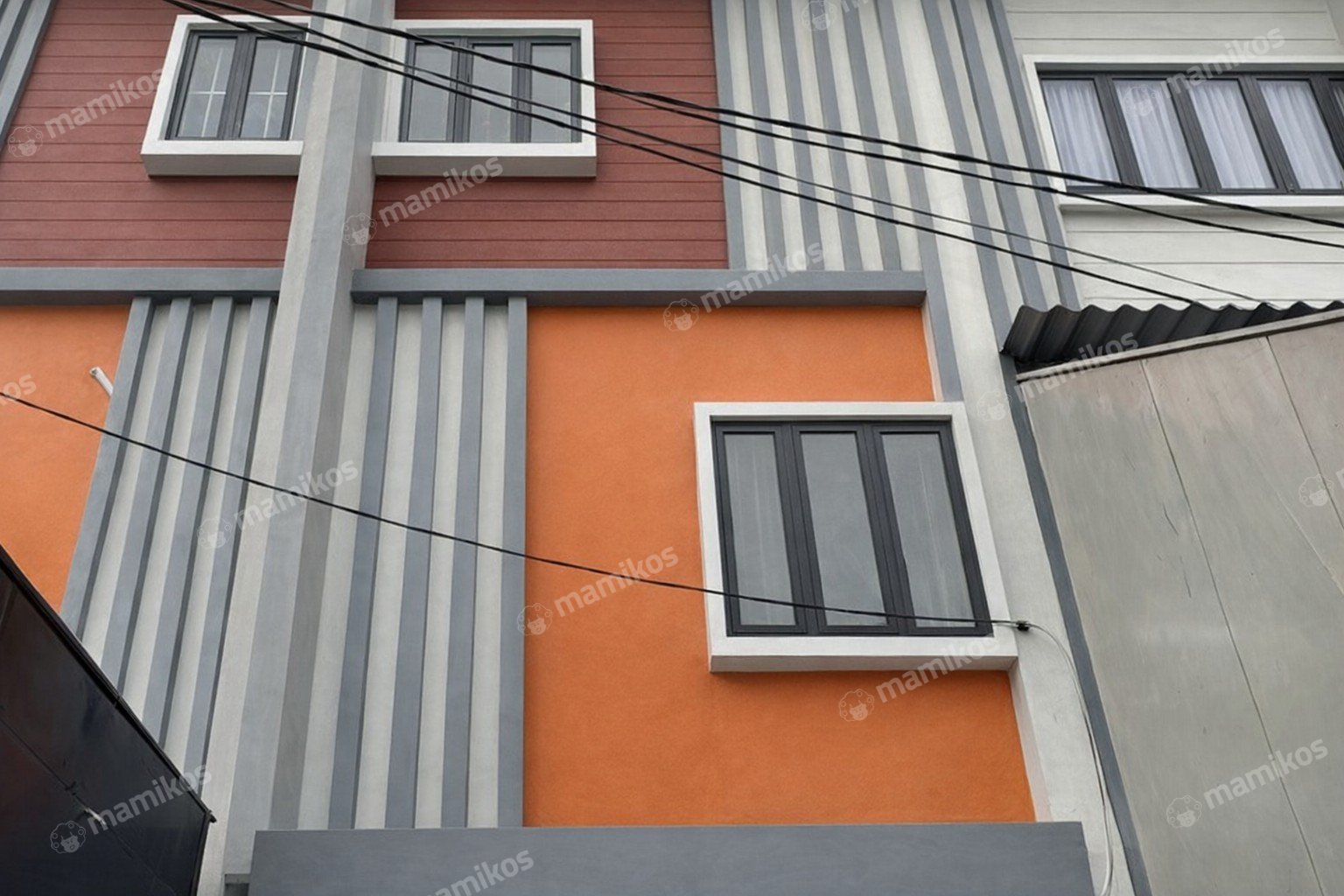 Rumah 4KT 3KM Tanjung Duren Jakarta Barat