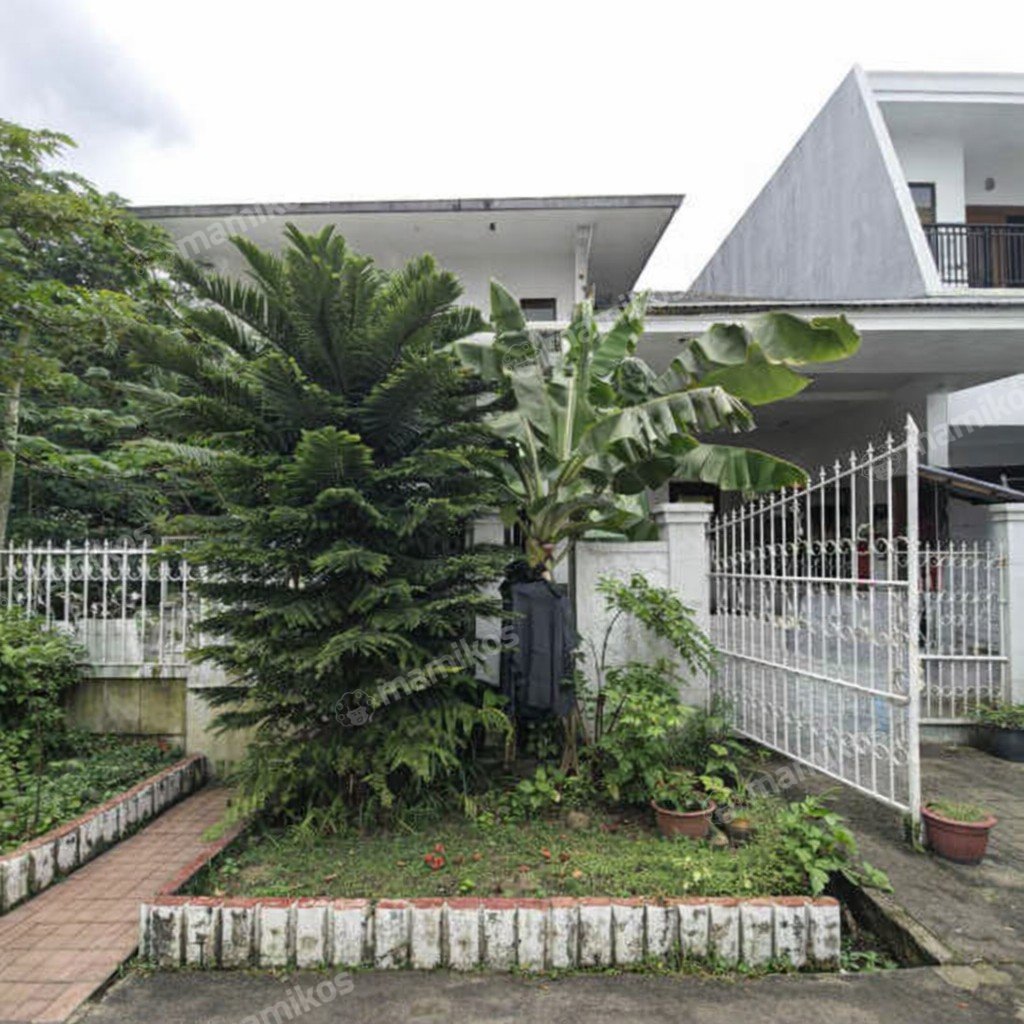 Rumah Sertifikat SHM 5 Kamar Tidur 4 Kamar Mandi Puri Indah Jakarta Barat - Photo 2