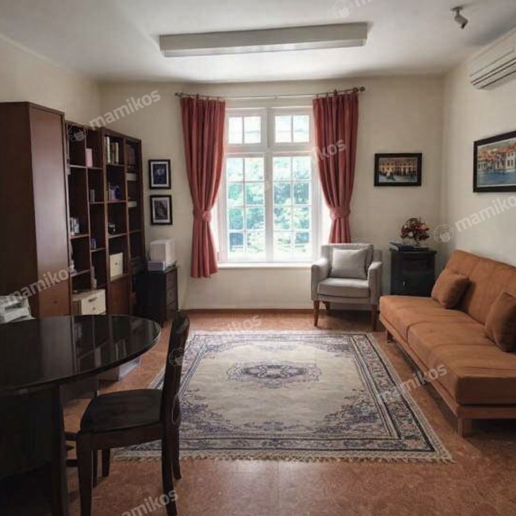 Rumah Sertifikat SHM 3 Kamar Tidur 3 Kamar Mandi Kebayoran Baru Jakarta Selatan - Photo 3