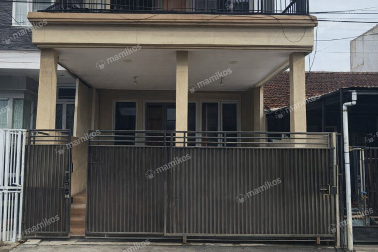 Rumah Sertifikat SHM 3 Kamar Tidur 5 Kamar Mandi Kelapa Gading Jakarta Utara