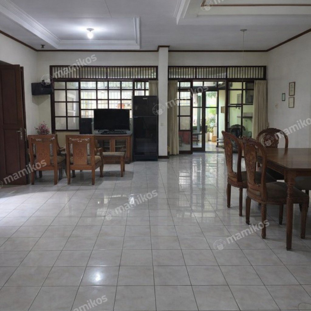 Rumah Sertifikat SHM 4 Kamar Tidur 3 Kamar Mandi Kebon Jeruk Jakarta Barat - Photo 3