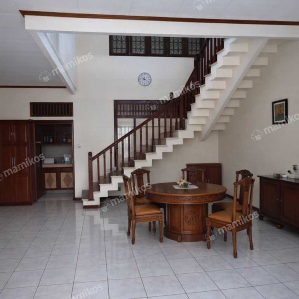 Rumah Sertifikat SHM 4 Kamar Tidur 3 Kamar Mandi Kebon Jeruk Jakarta Barat - Photo 4