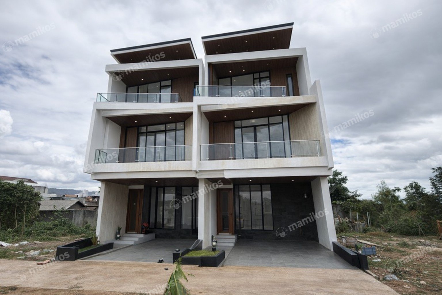 Rumah Sertifikat SHM 5 Kamar Tidur 4 Kamar Mandi Cilandak Jakarta Selatan