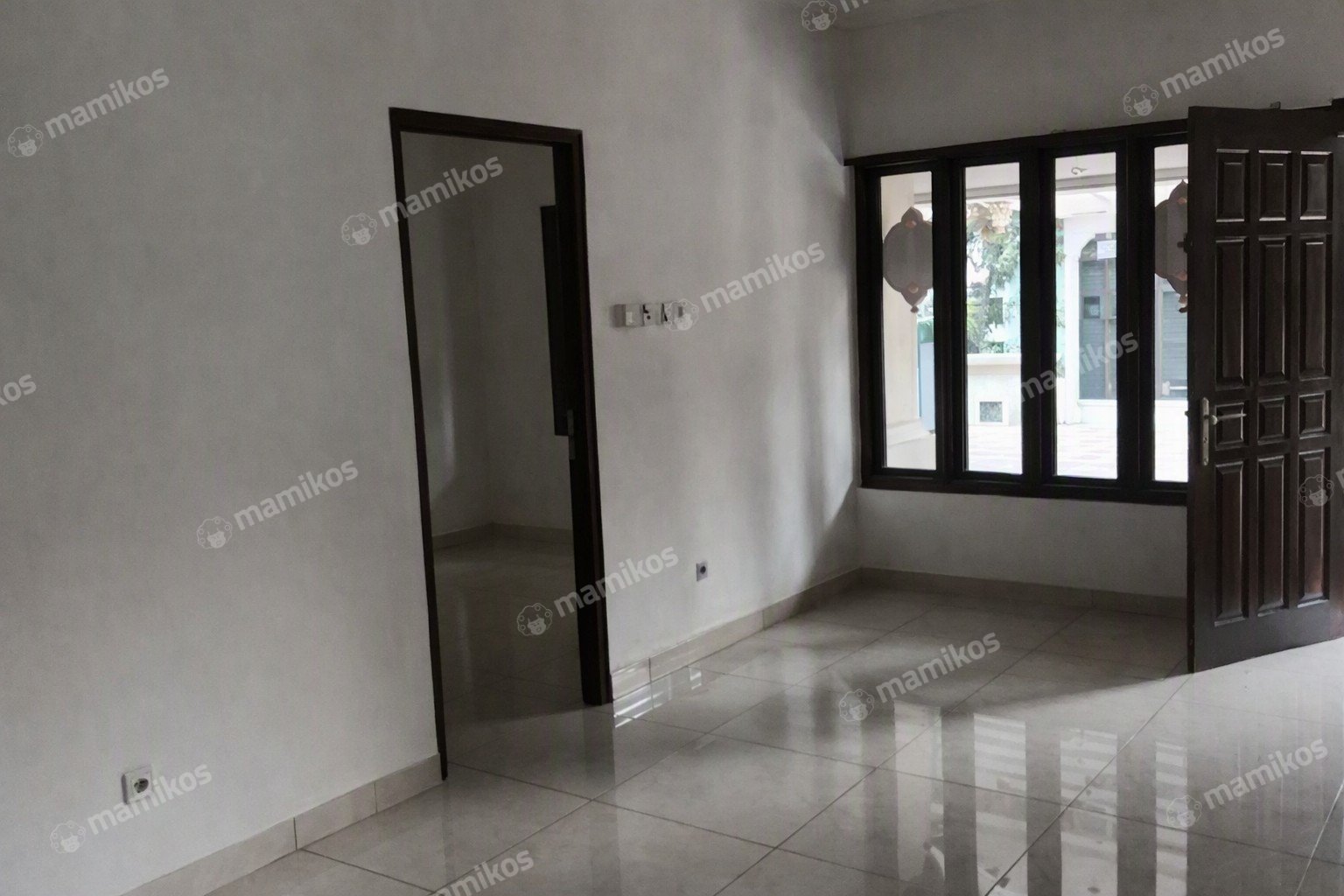 Rumah Sertifikat SHM 4 Kamar Tidur 4 Kamar Mandi Kelapa Gading Jakarta Utara - Photo 4