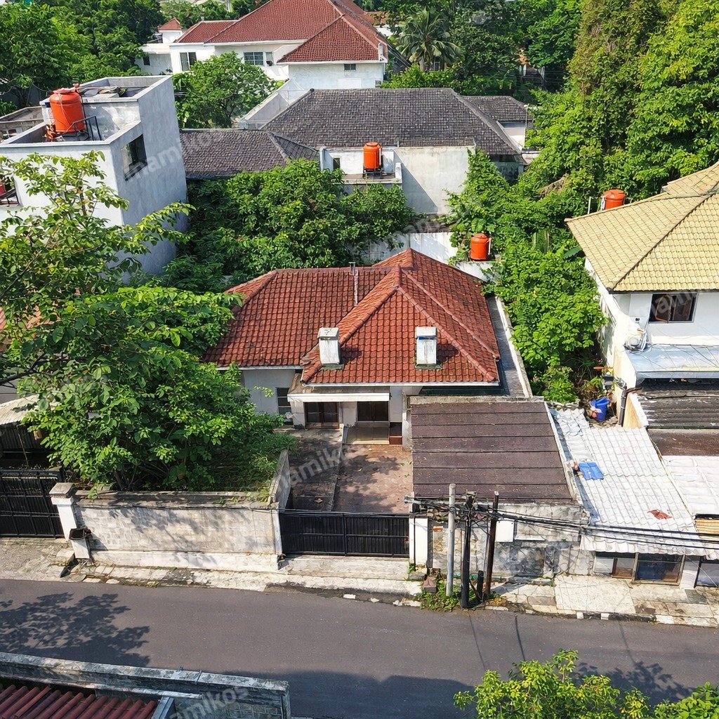 Rumah Sertifikat SHM 3 Kamar Tidur 2 Kamar Mandi Kemang Jakarta Selatan - Photo 2