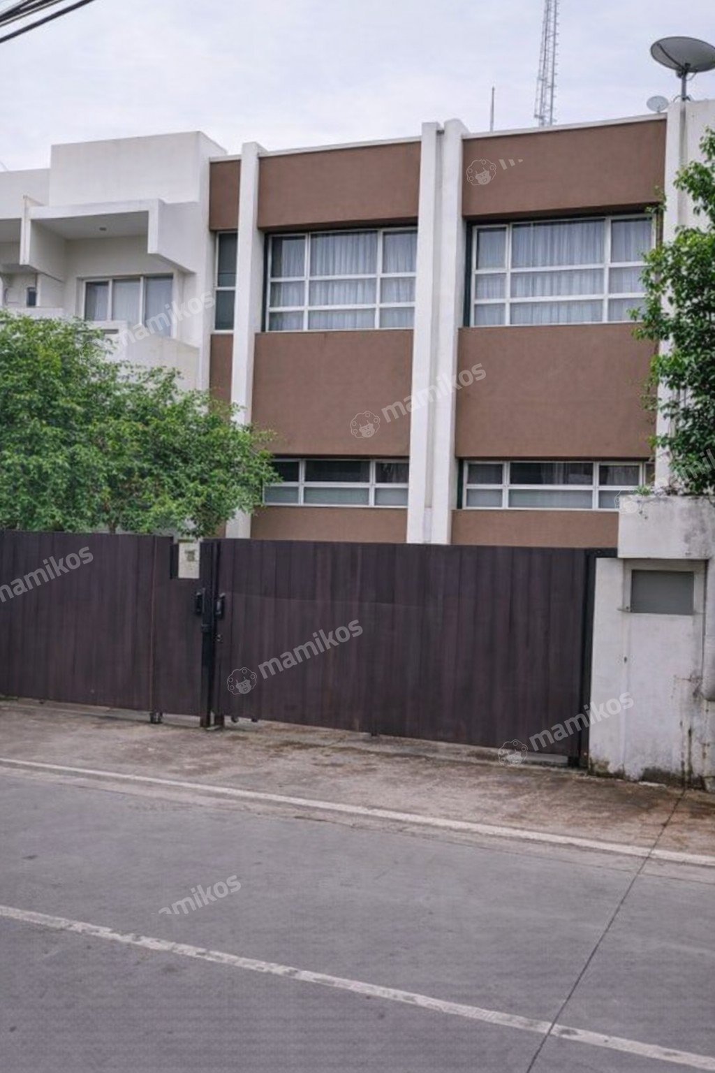 Rumah Sertifikat SHM 6 Kamar Tidur 5 Kamar Mandi Duren Tiga Jakarta Selatan - Photo 2