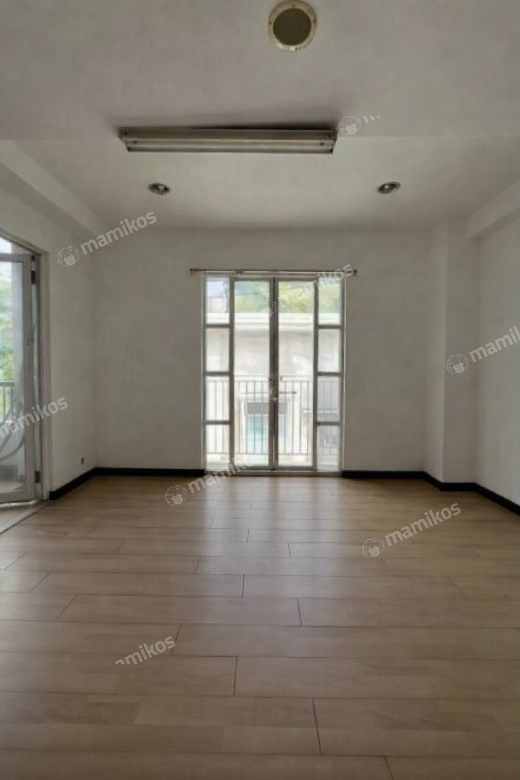 Rumah Sertifikat HGB 6 Kamar Tidur 5 Kamar Mandi Pluit Jakarta Utara - Photo 3