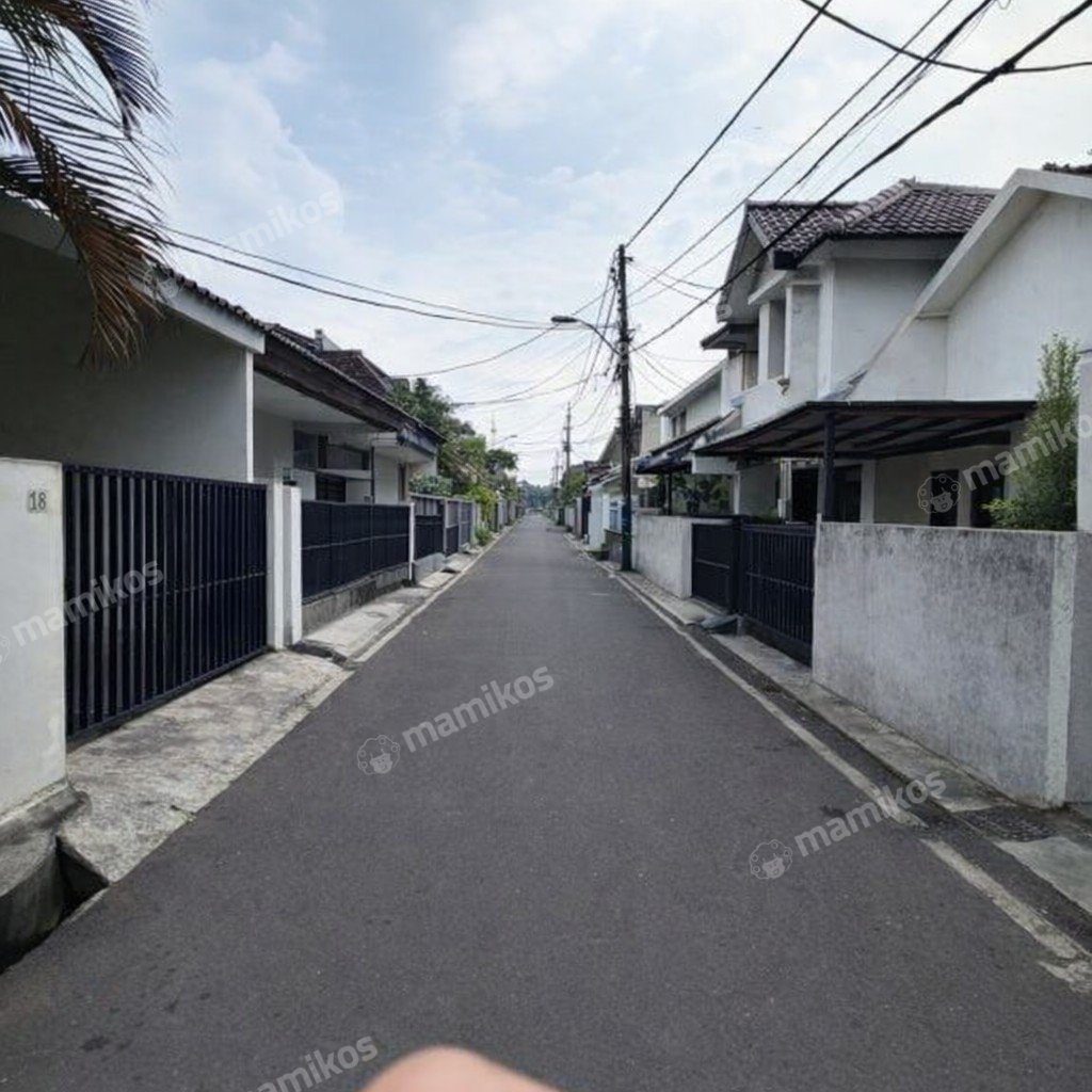 Rumah Sertifikat SHM 3 Kamar Tidur 2 Kamar Mandi Kayu Putih Jakarta Timur - Photo 5