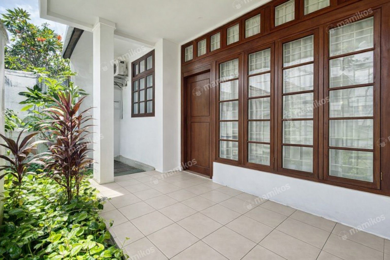 Rumah Sertifikat SHM 4 Kamar Tidur 3 Kamar Mandi Cipete Jakarta Selatan