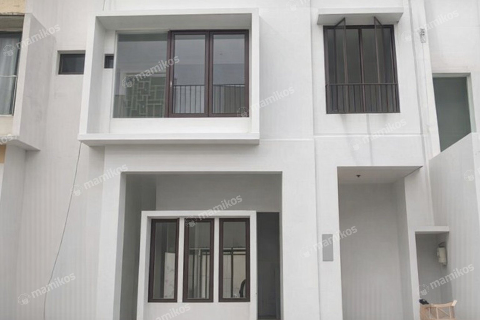 Rumah Sertifikat SHM 4 Kamar Tidur 2 Kamar Mandi Jakarta Garden City Jakarta Timur