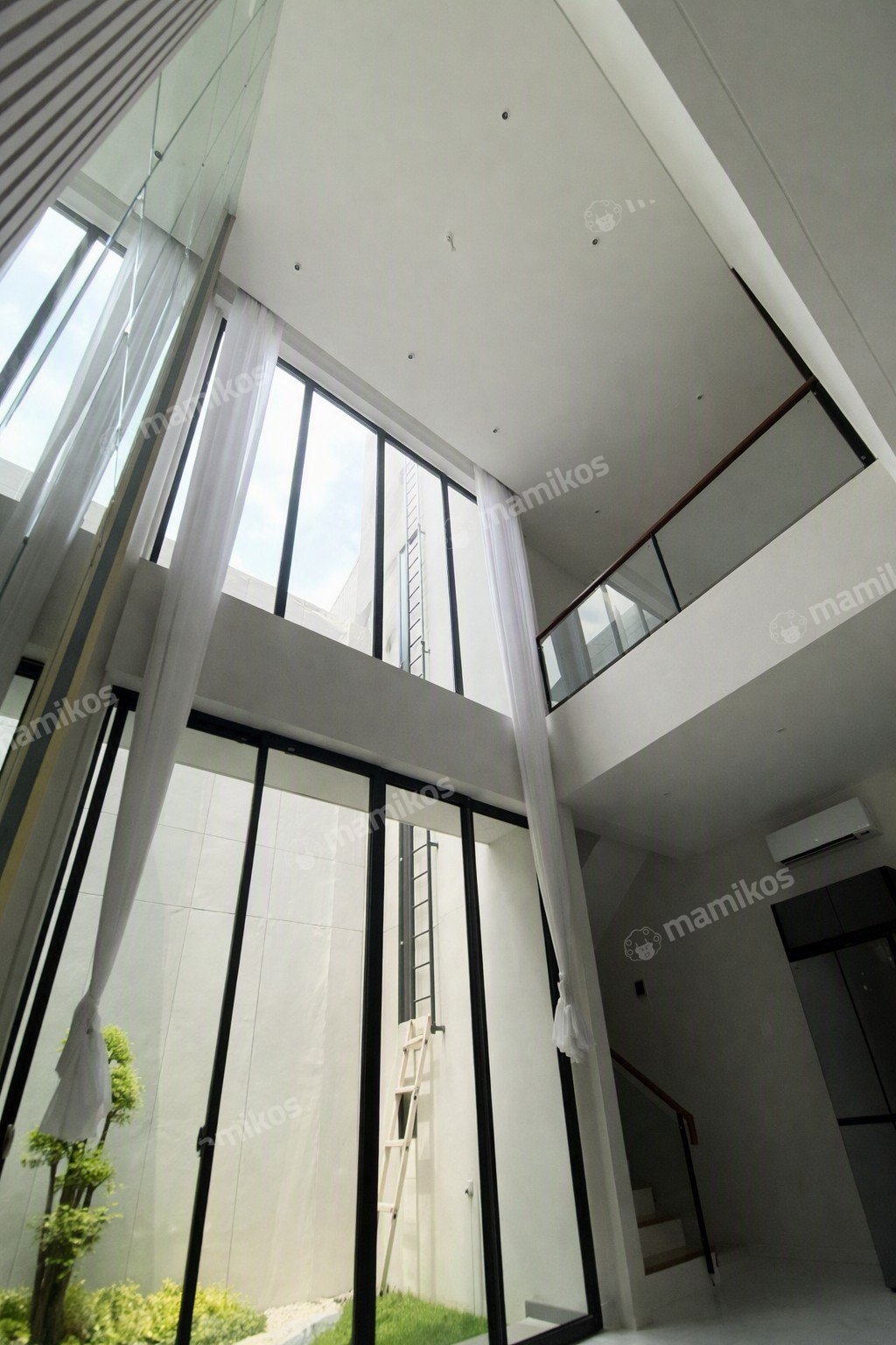 Rumah Sertifikat HGB 3 Kamar Tidur 3 Kamar Mandi Pantai Mutiara Jakarta Utara - Photo 3