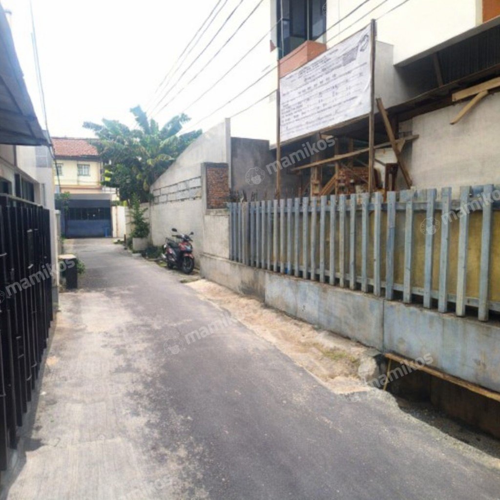 Rumah Baru Sertifikat SHM 3 Kamar Tidur Taman Ratu Jakarta Barat - Photo 3