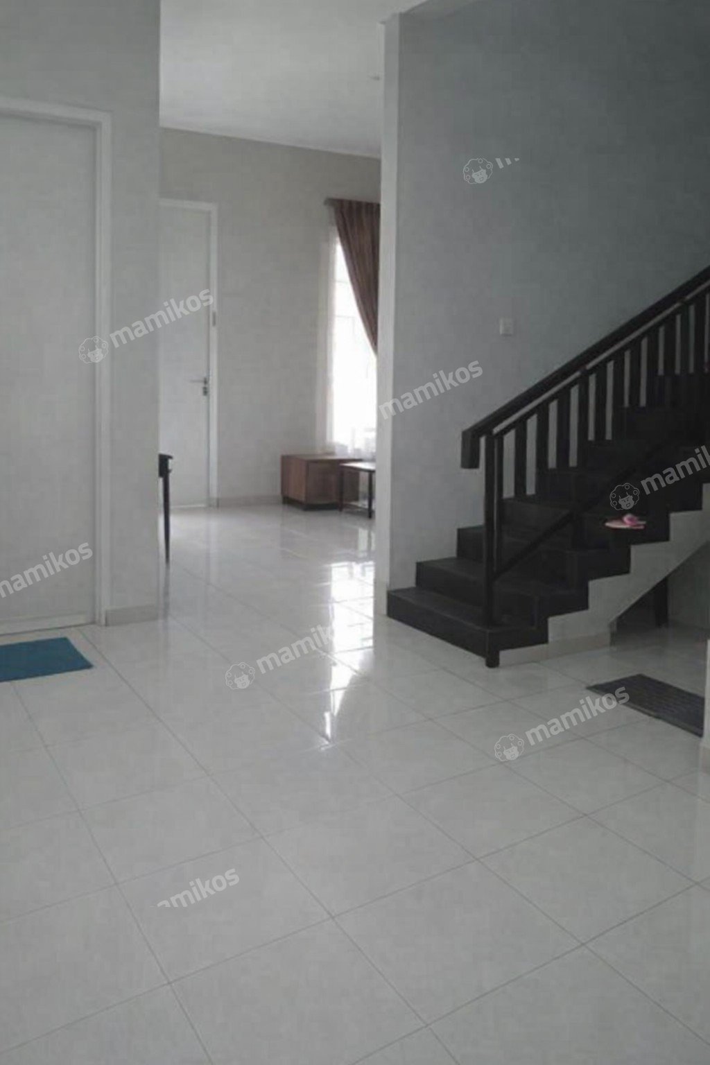 Rumah Sertifikat PPJB 4 Kamar Tidur 4 Kamar Mandi Raffles Hills Jakarta Timur - Photo 4