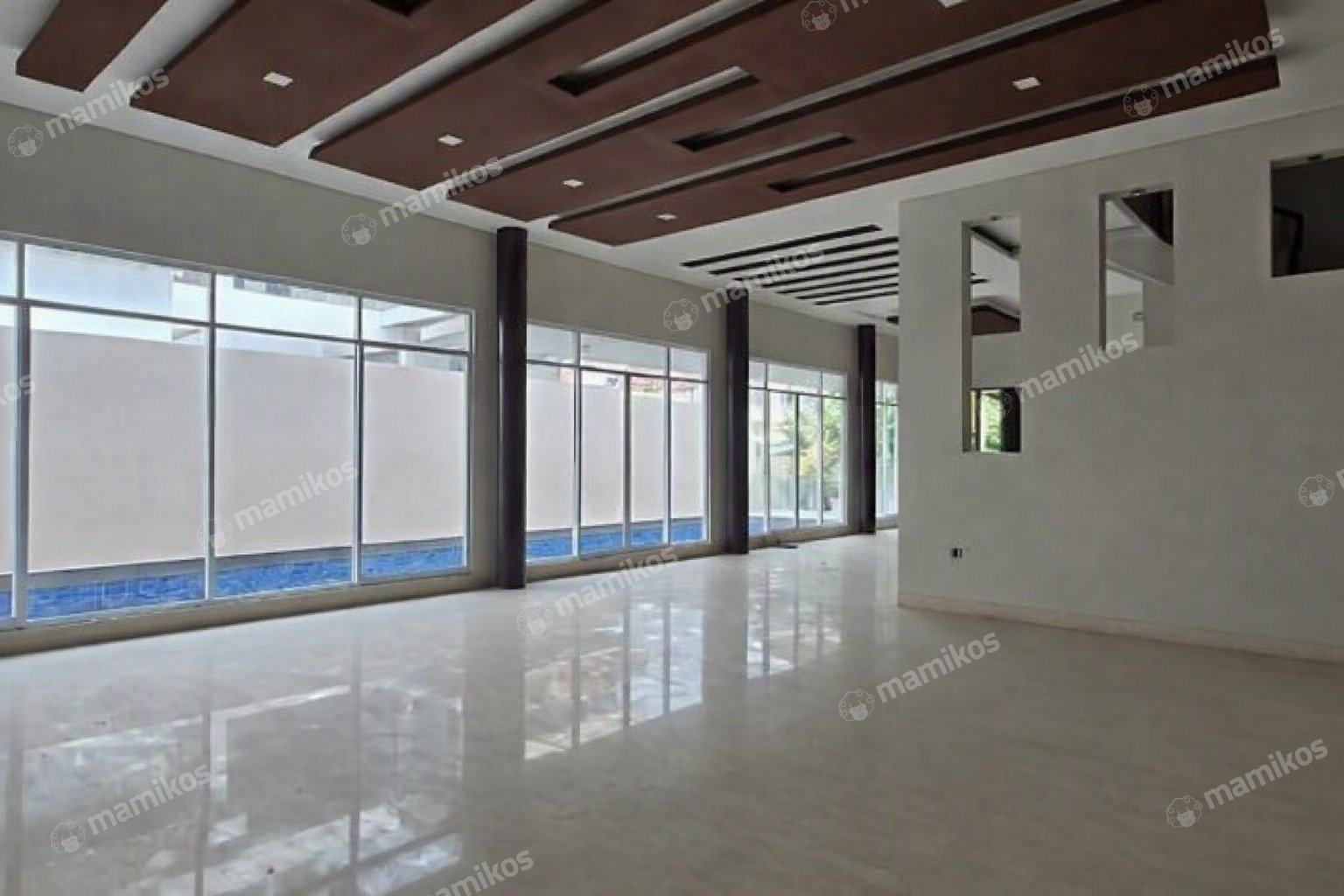 Rumah 7 Kamar Tidur 7 Kamar Mandi 1 Lantai Pantai Indah Kapuk Jakarta Utara