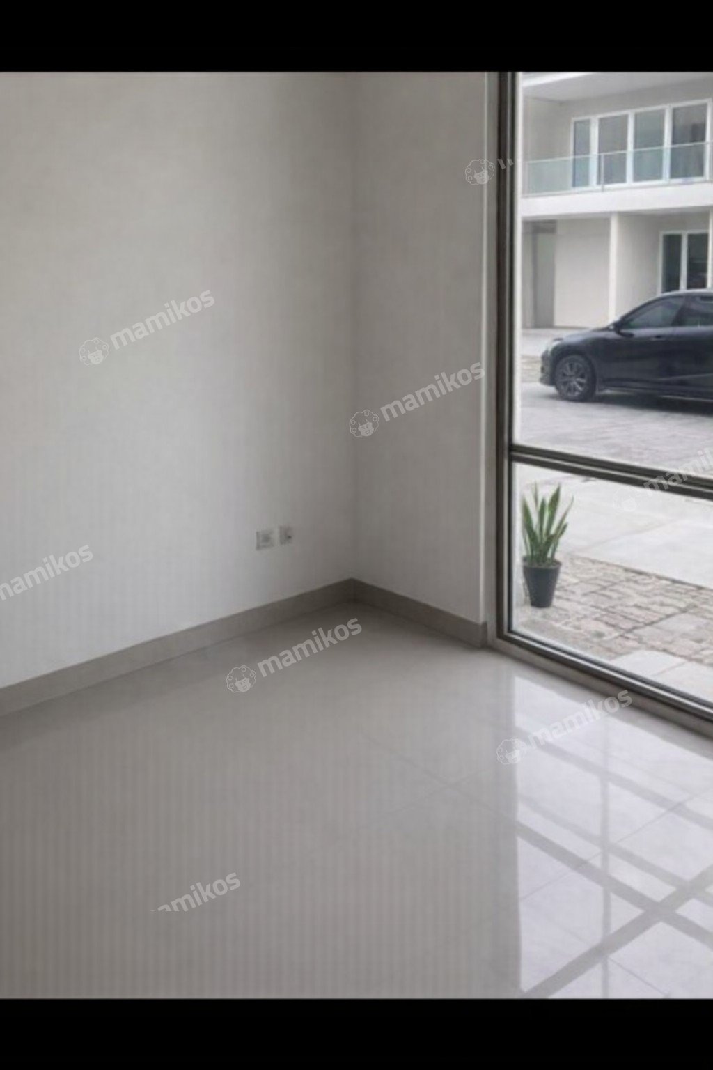 Rumah Sertifikat HGB 4 Kamar Tidur 3 Kamar Mandi Pantai Indah Kapuk 2 Jakarta Utara - Photo 2