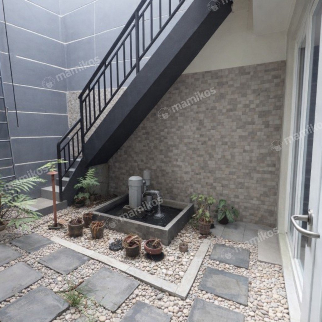 Rumah Sertifikat SHM 4 Kamar Tidur 3 Kamar Mandi Kota Wisata Jakarta Timur - Photo 5