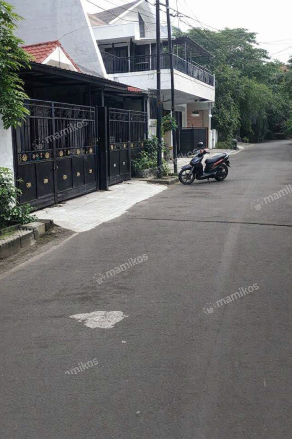 Rumah Sertifikat SHM 4 Kamar Tidur 3 Kamar Mandi Cakung Jakarta Timur - Photo 2