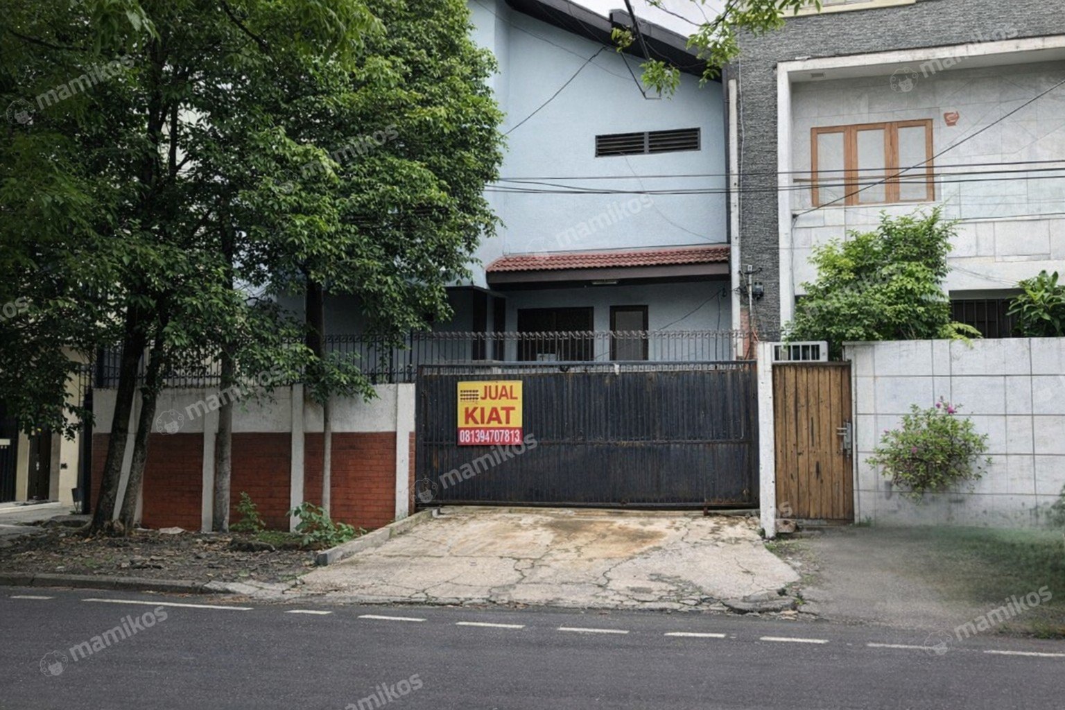 Rumah Sertifikat SHM 6 Kamar Tidur 5 Kamar Mandi Tomang Jakarta Barat