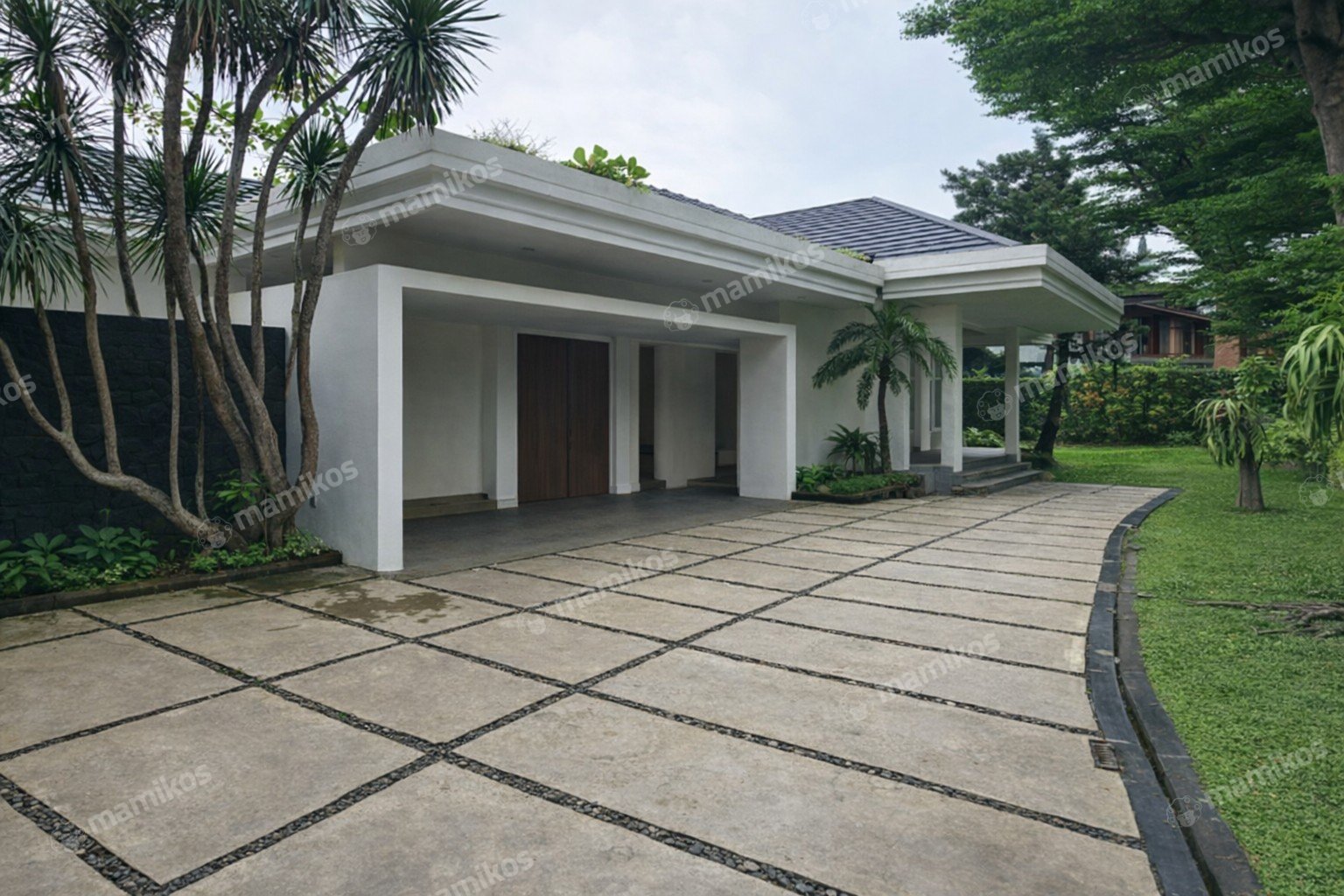 Rumah Sertifikat SHM 7 Kamar Tidur 5 Kamar Mandi Ampera Jakarta Selatan