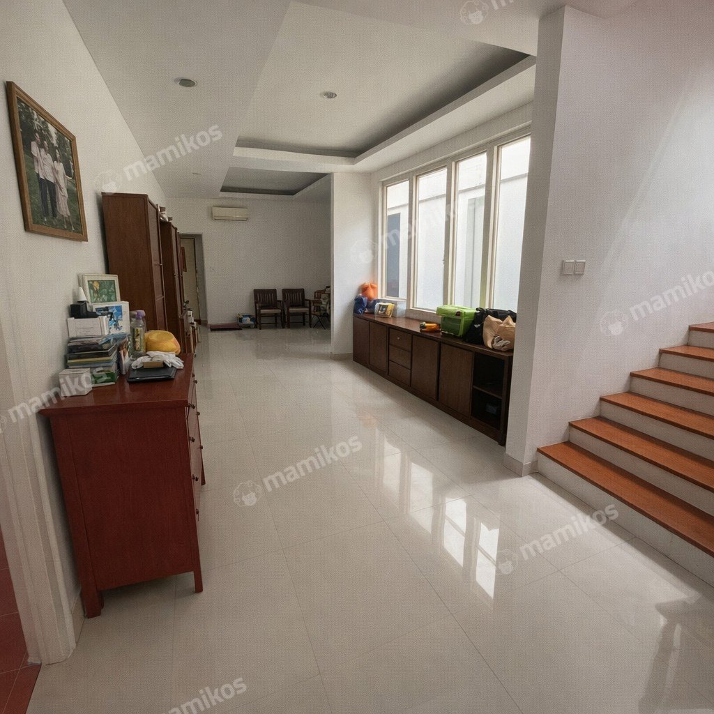 Rumah Sertifikat SHM 7 Kamar Tidur 6 Kamar Mandi Pondok Indah Jakarta Selatan - Photo 5