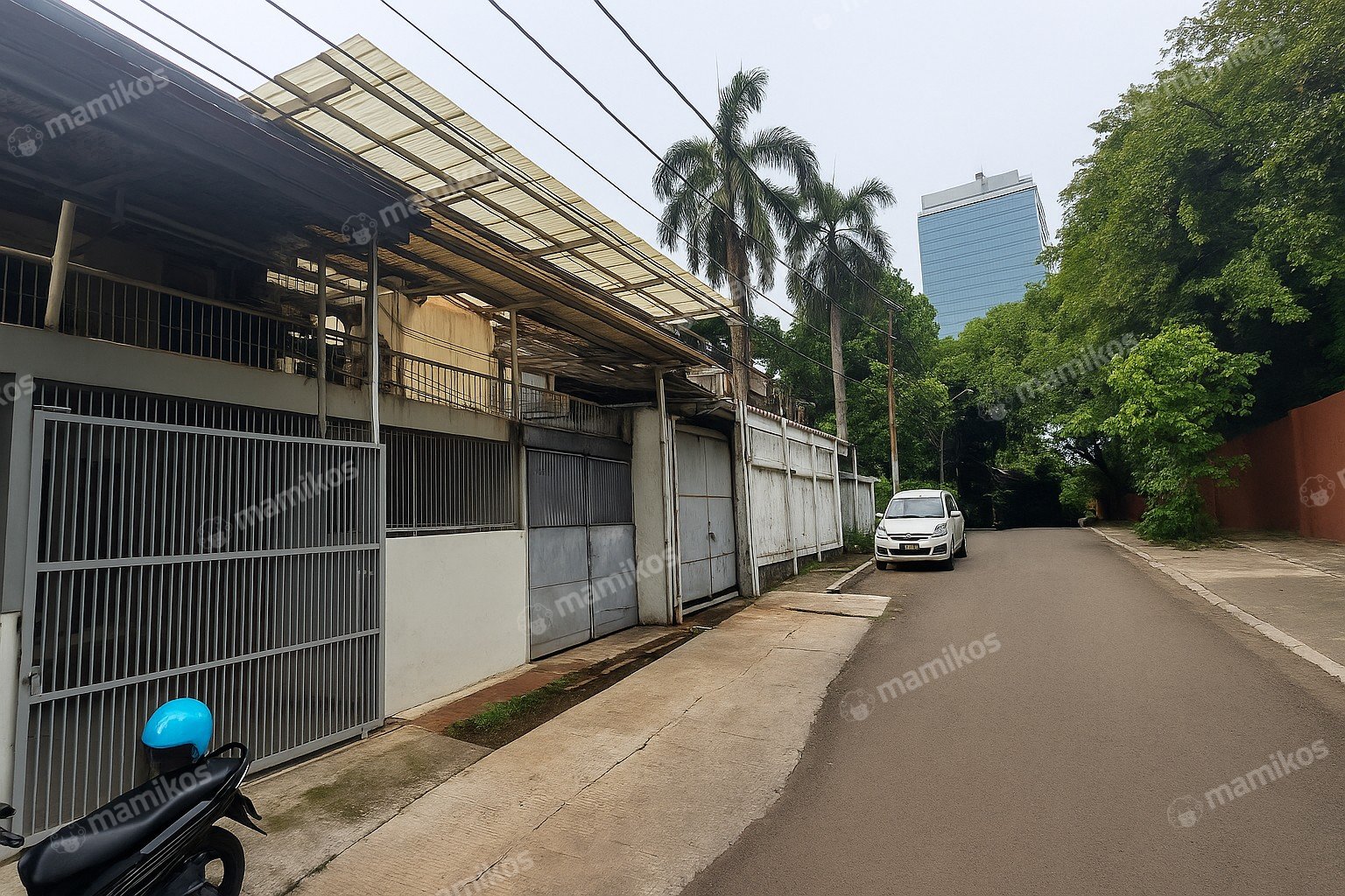 Rumah Sertifikat SHM 7 Kamar Tidur 2 Kamar Mandi Kebayoran Baru Jakarta Selatan - Photo 3