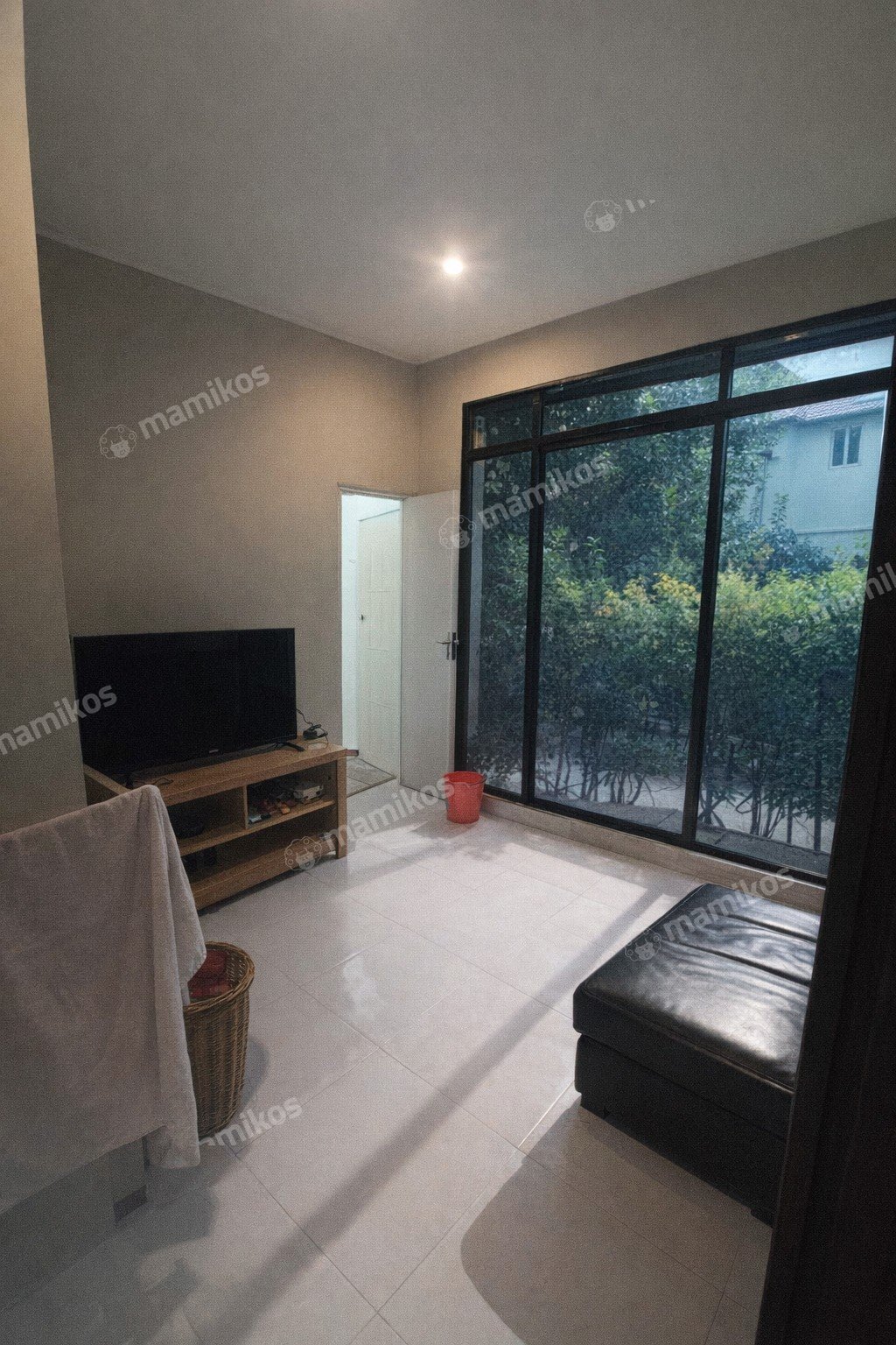 Rumah Sertifikat SHM 3 Kamar Tidur 2 Kamar Mandi Green Lake City Jakarta Barat - Photo 5