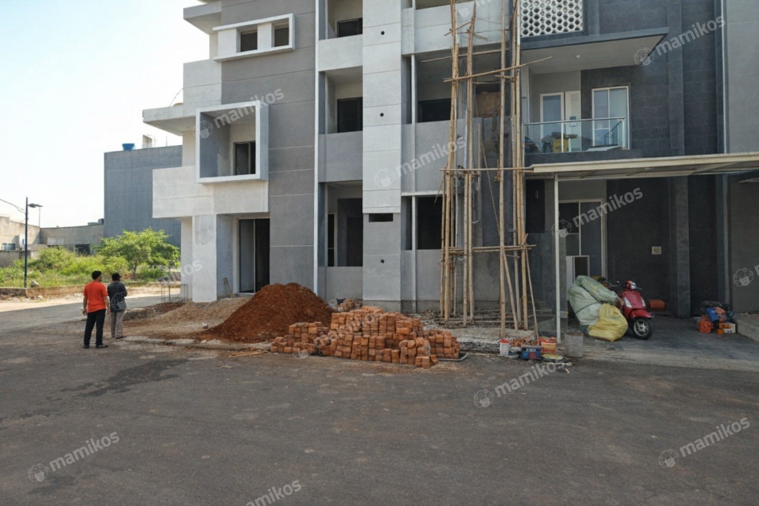 Rumah Sertifikat SHM 3 Kamar Tidur 3 Kamar Mandi Fatmawati Jakarta Selatan - Photo 4