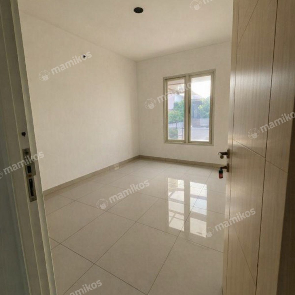 Rumah Sertifikat SHM 4 Kamar Tidur 4 Kamar Mandi Kota Wisata Jakarta Timur - Photo 5