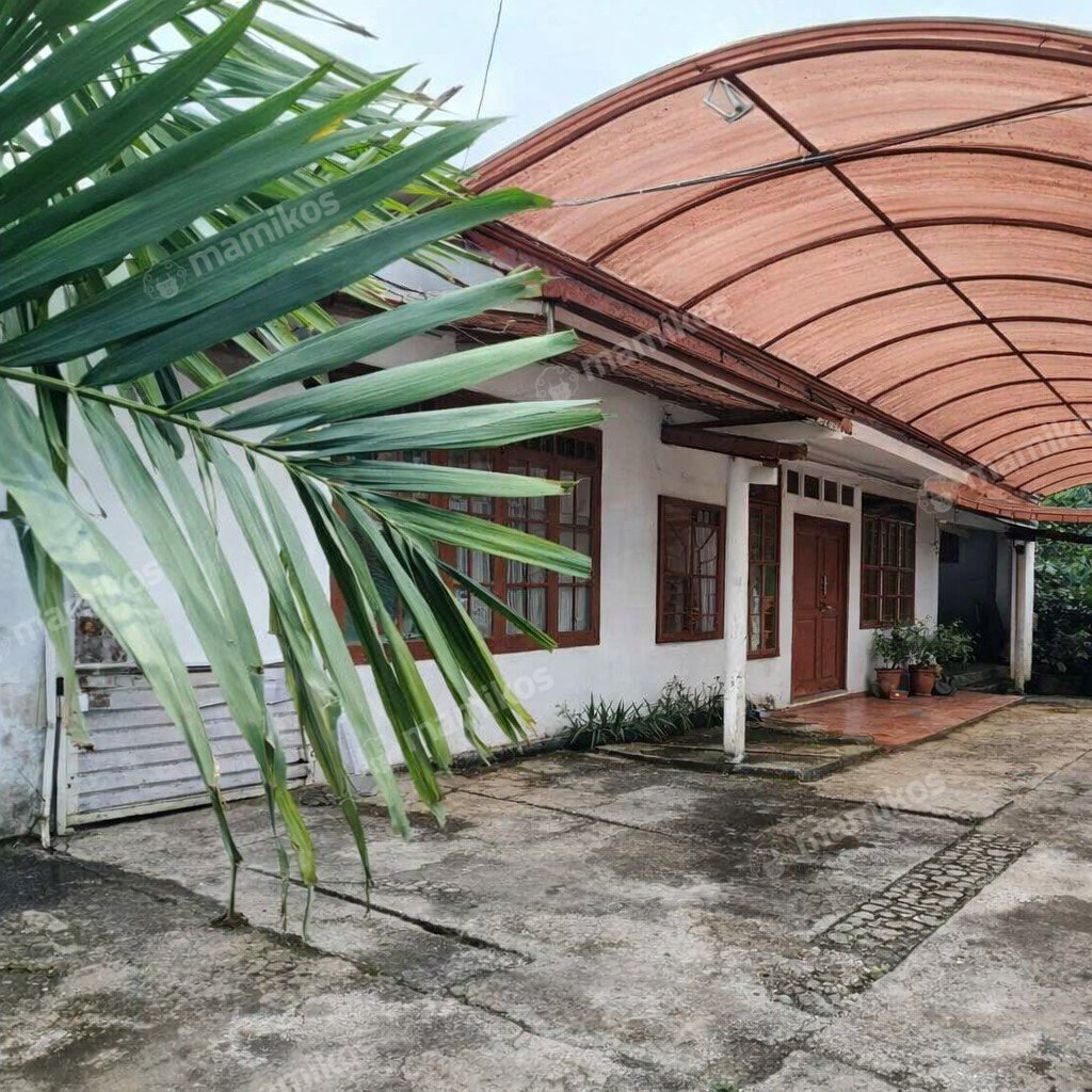Rumah Sertifikat SHM 3 Kamar Tidur 3 Kamar Mandi Kebayoran Baru Jakarta Selatan - Photo 2