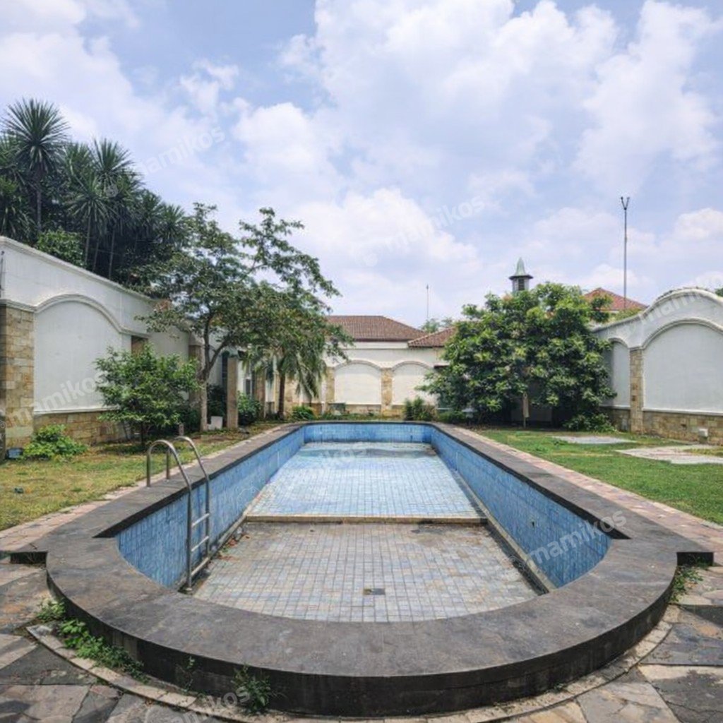 Rumah Sertifikat SHM 6 Kamar Tidur 4 Kamar Mandi Cipete Jakarta Selatan - Photo 3
