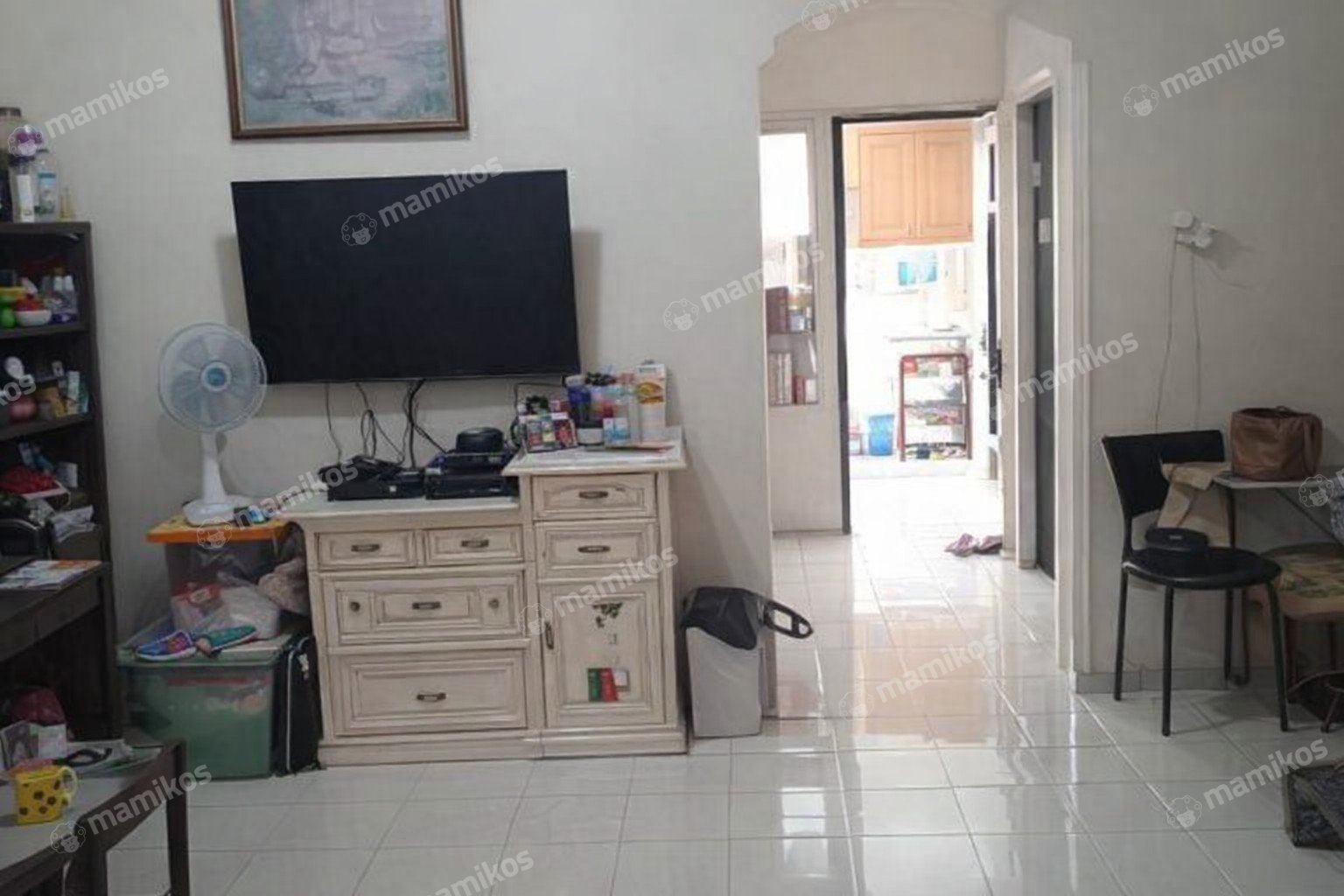Rumah Sertifikat SHM 3 Kamar Tidur 3 Kamar Mandi Taman Palem Jakarta Barat