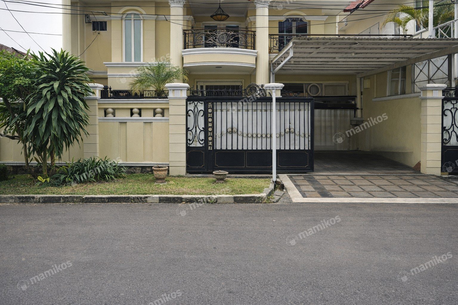 Rumah Sertifikat SHM 4 Kamar Tidur 4 Kamar Mandi Lebak Bulus Jakarta Selatan